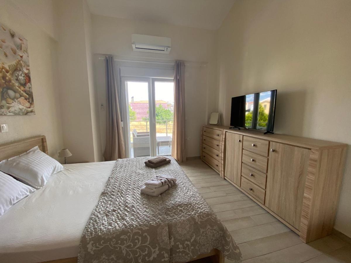 Villa Emerald Luxury Living Nikiti  Buitenkant foto