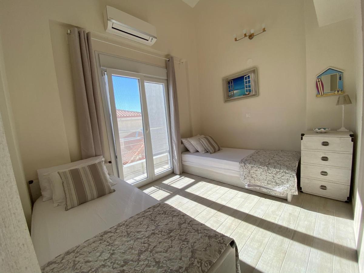 Villa Emerald Luxury Living Nikiti  Buitenkant foto