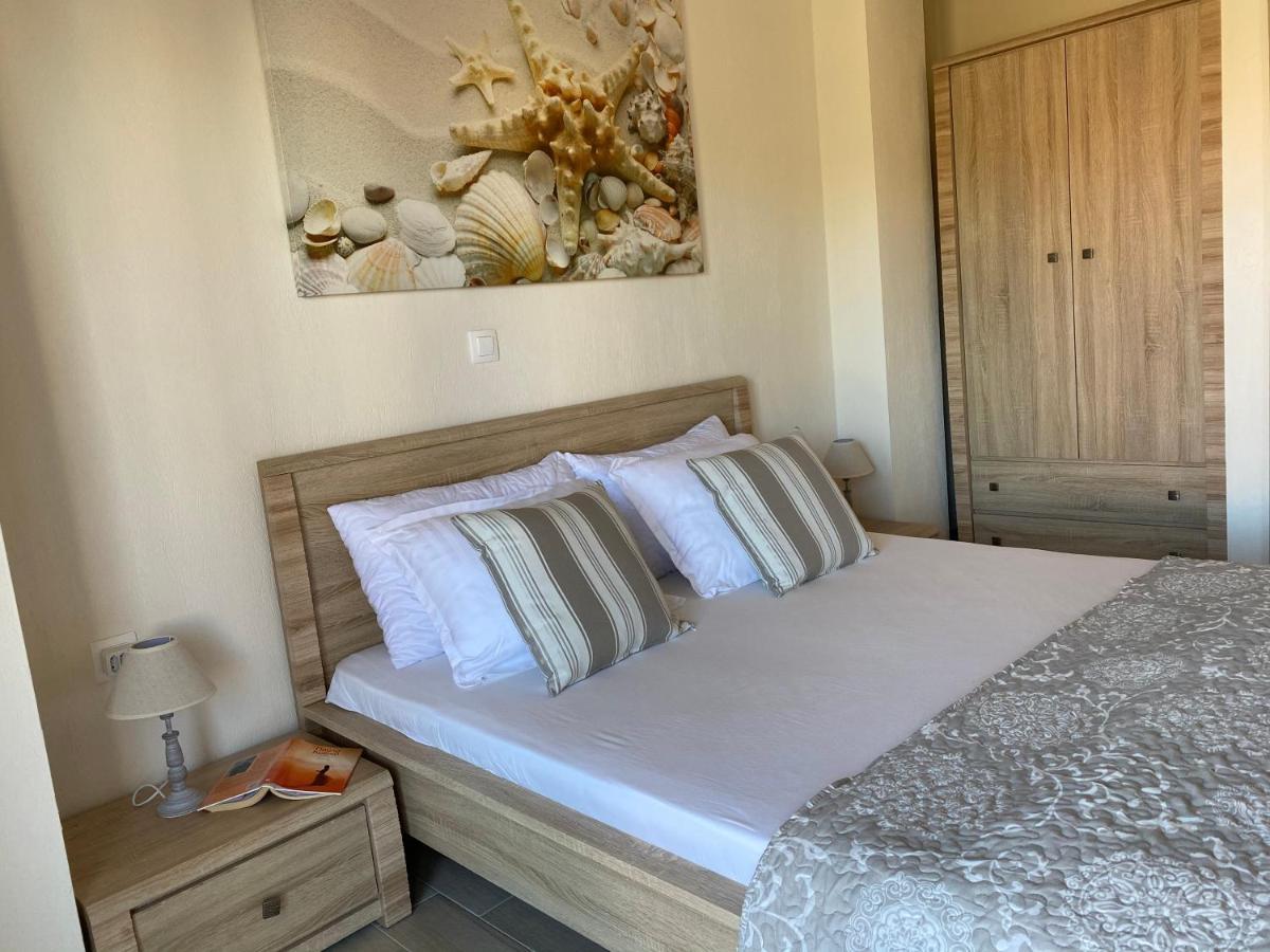 Villa Emerald Luxury Living Nikiti  Buitenkant foto