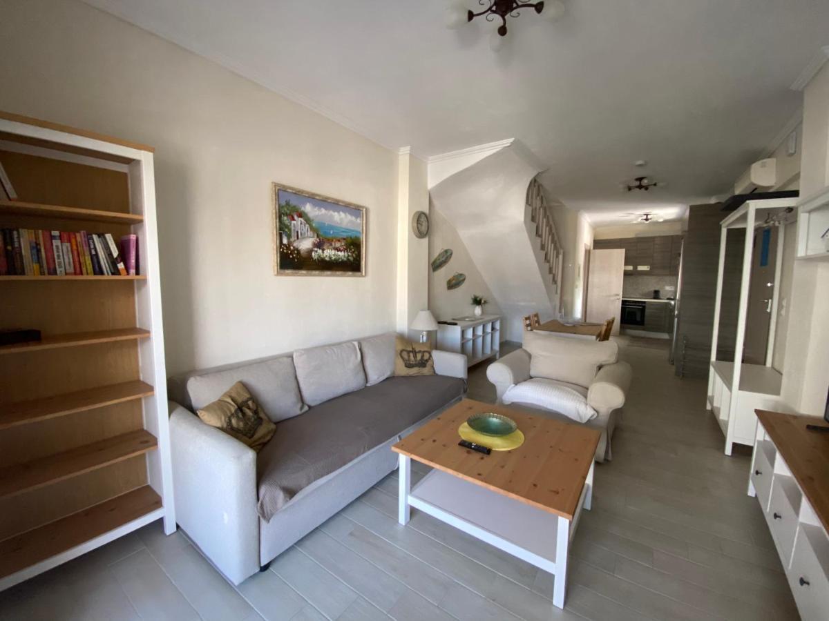 Villa Emerald Luxury Living Nikiti  Buitenkant foto